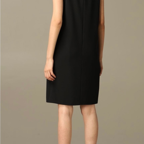 SOLD ❤️ Host Pick ❤️Boutique Moschino dress - Size 4 - Picture 4 of 7